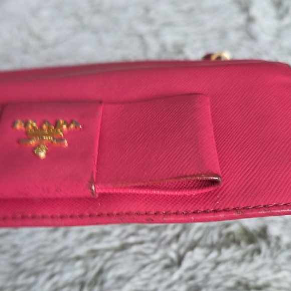 Prada Bifold LingWallet - Picture 12 of 16